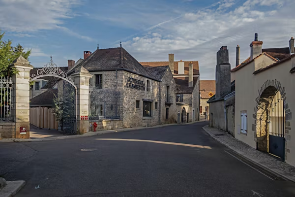 Versailles Tour from Paris visit to Saint-Germain-des-Prés historic district