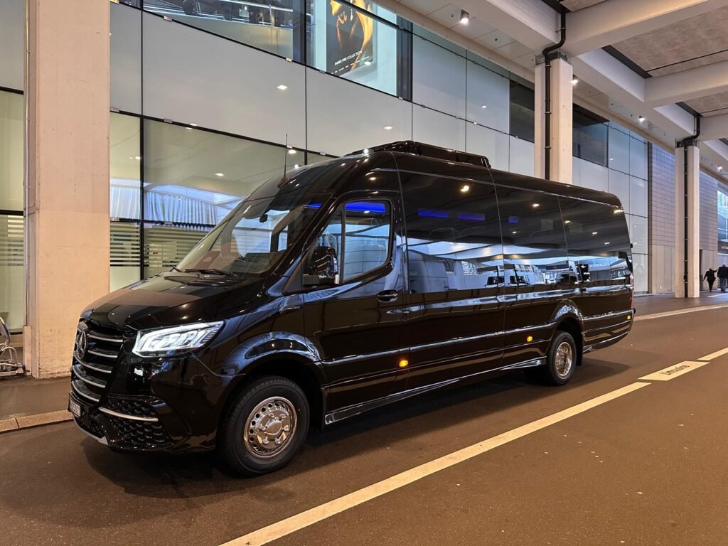 Book taxi from Schiphol to Amsterdam airport transfer