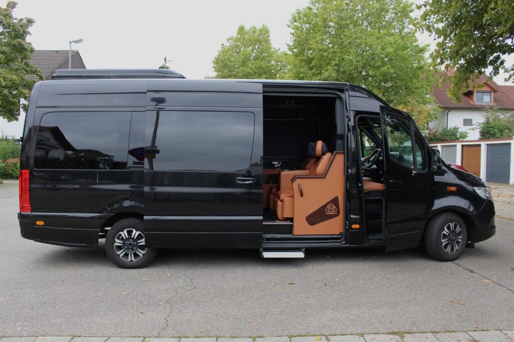 Book taxi from Schiphol to Amsterdam airport transfer