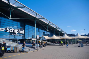 Read more about the article Taxi Service Schiphol: The Smartest Way to Travel From Amsterdam Airport
