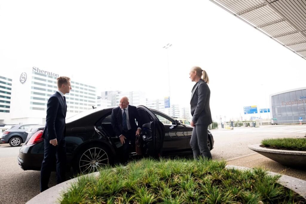 Taxi from Schiphol to Amsterdam City Centre